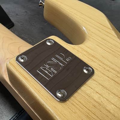 ESP Surveyor 5 Bass Natural Ash EMG Five String Pro Artist Studio Bass 2010 OHSC MIJ Japan Precision-Jazz Body image 9