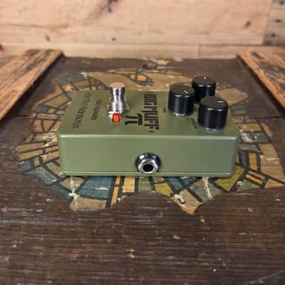 Electro-Harmonix Big Muff Pi Russian Reissue Pedal image 5