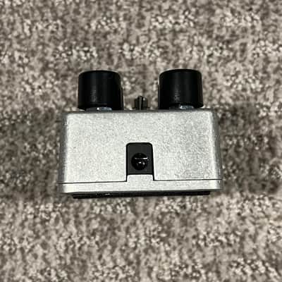 Electro-Harmonix Bass Clone Nano Analog Chorus 2016 - Present - Purple/Black image 6