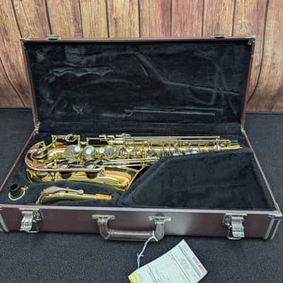 Yamaha YAS-23 Eb Alto Saxophone image 2