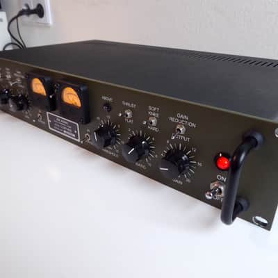 JDK Audio R22 - Compressor (API Select SR22) image 2