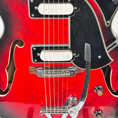 Univox ES-335 Style Red Sunburst 60s-70s w/ Hard Case image 9