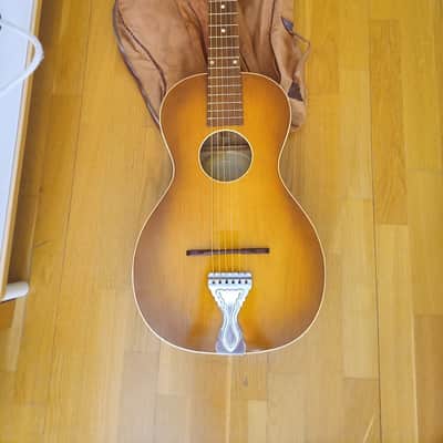Herman Carlson Levin model 62 from 1945. imagen 4