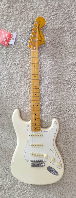 Mint Fender Limited FSR American Vintage II 1973 Stratocaster, Olympic White w/Case image 1