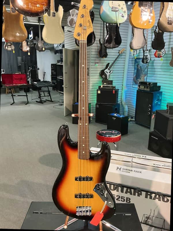Fender MIJ Traditional 60s Jazz Bass Fretless | Reverb