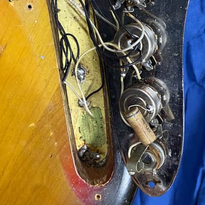 Fender Jazz Bass 1972 - Suburst - Maple Fingerboard with Black Blok image 15