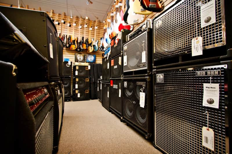 SWR LA-15 Bass Amp / Cabinet - Combo 100 watt - USED | Reverb