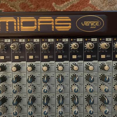 Midas Venice 320 32-Channel / 46-Input Mixing Console 2001 - 2010 image 2