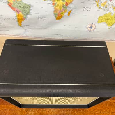 Hi-Tone HT1121 2013-2015 - Black 1x12” Hiwatt-style cab image 2