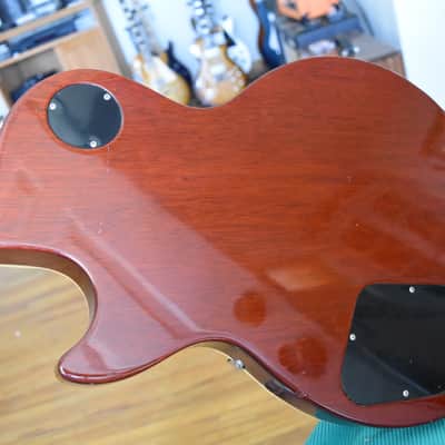 Gibson Les Paul Traditional, 2008, OHSC, Great player, Light flamed maple top image 9