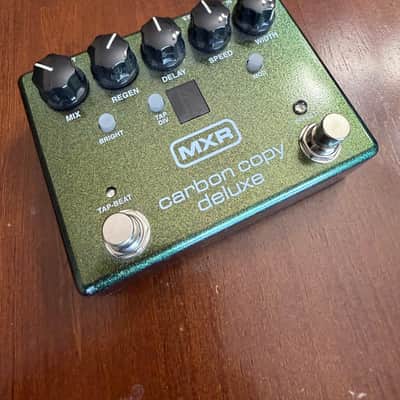 MXR M292 Carbon Copy Deluxe Analog Delay 2017 - Present - Green