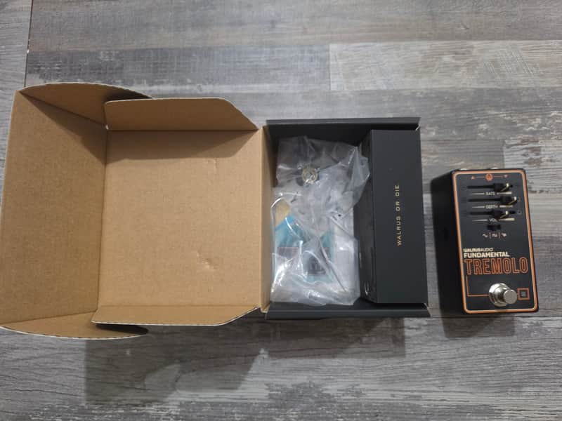 Walrus Audio Fundamental Tremolo