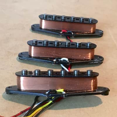 Vintage 2000s Fender Highway One HOT Strat Guitar Pickups 11.61 B 12.2 M 11.65 N Rare! image 4