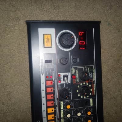 Roland Boutique Series TR-08 Analog Modeling Drum Machine 2017 - Present - Black image 4