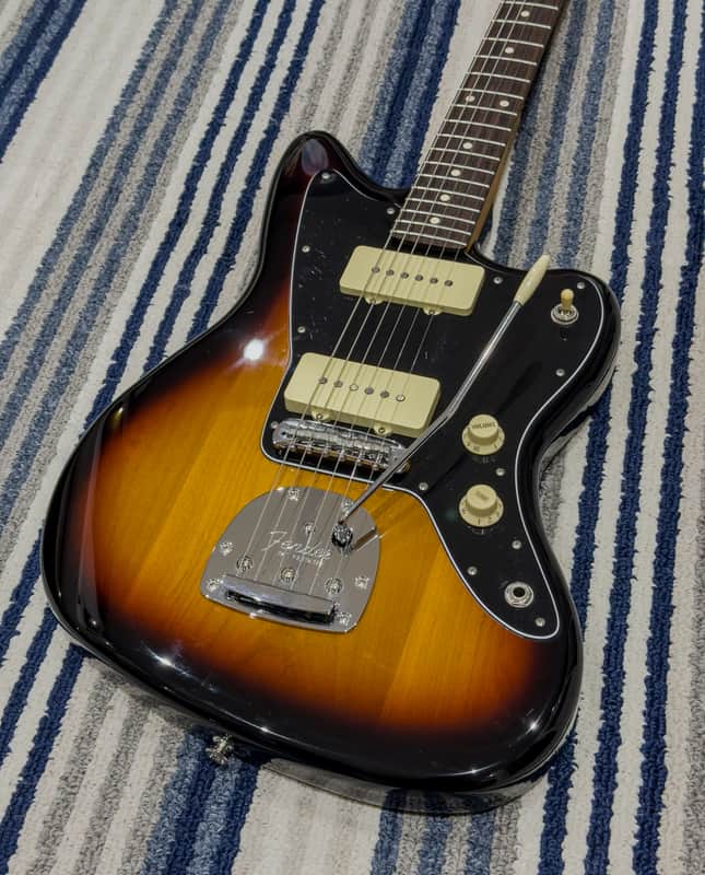 Fender Player II Jazzmaster MODDED - 3-Color Sunburst W/ Case