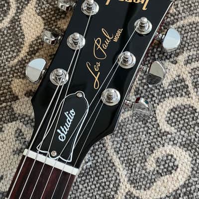 Gibson Les Paul Studio, Wine Red | Demo image 2
