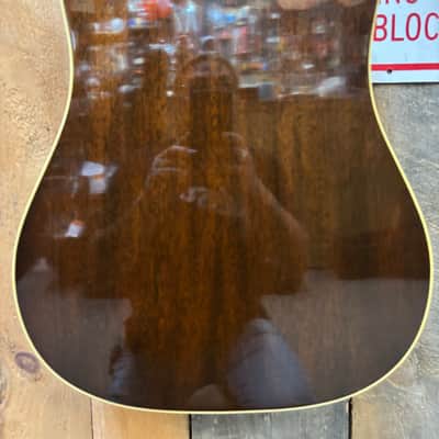 Gibson J160E 1971 - Cherry Sunburst image 12