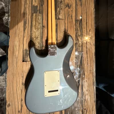 Fender American Standard Stratocaster with Maple Fretboard 2008 - 2012 - Charcoal Frost Metallic image 4