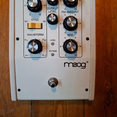 Moog MF-107 Moogerfooger FreqBox 2012 - White image 1