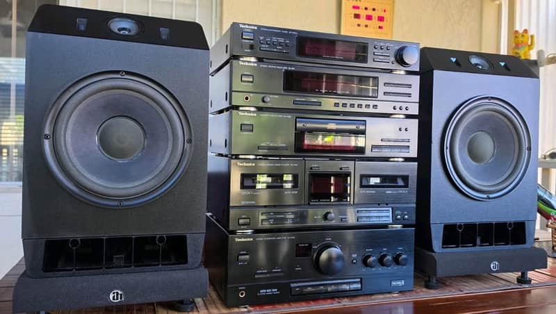 VINTAGE TECHNICS STEREO SYSTEM/MADE IN JAPAN/BOSE/EQ/AMP/TAPE DECKS image 1