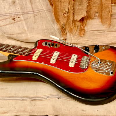Fender MIJ Bass VI 1993 - Sunburst image 17