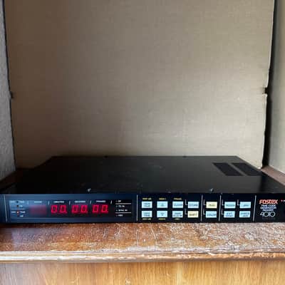 Fostex 4010 time code generator reader - black image 1