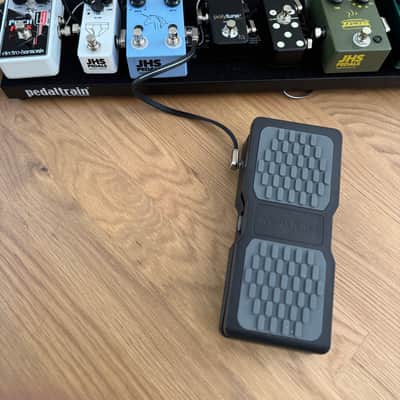 CUSTOM M-Audio Expression Pedal - Output Jack Upgrade image 4