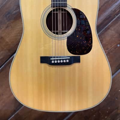 2022 Martin D-28 Satin, Natural image 2