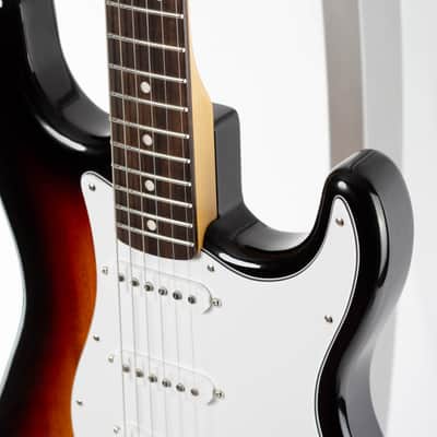 Fender Standard Stratocaster 2025 3-Color Sunburst image 10