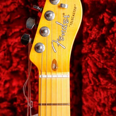 Fender American Ultra Luxe Vintage '50s Telecaster Butterscotch Blonde image 3