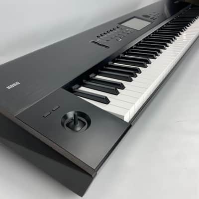 Korg Nautilus 88-Key Music Workstation - ( SNR-3267 ) image 2