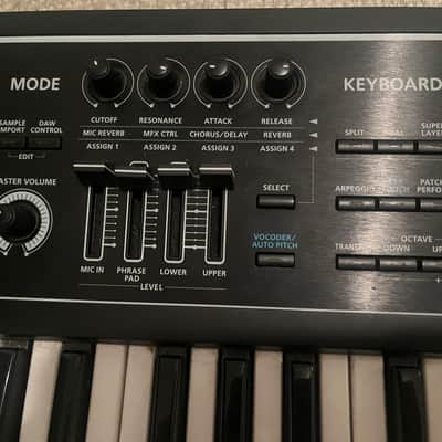 Roland Juno DS61 Synthesizer 2018 - Present - Black image 3