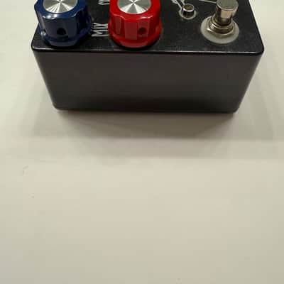Hungry Robot The Stargazer V1 Digital Reverb Star Gazer Guitar Effect Pedal image 4