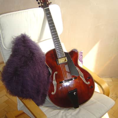 Archtop Short Scale image 5