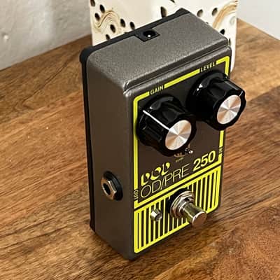 DOD Overdrive Preamp 250-X 2025 - Present - Grey / Yellow image 4