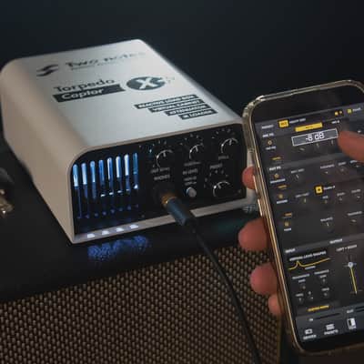 Two notes / Captor X + /  Compact Reactive Load Box (8Ω), Attenuator, DynIR Cab Sim, IR Loader & Stereo Expander / A-Stock image 16