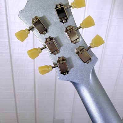 Eastman T64 Trapeze - Iced Blue Metallic P2600073 image 10