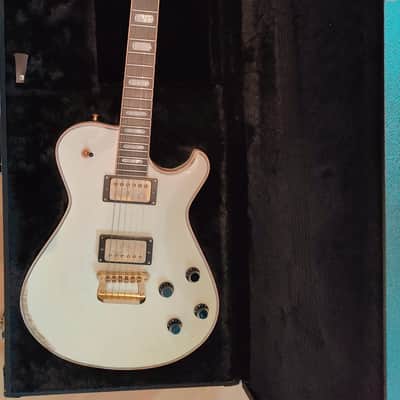 Knaggs Kenai T - Creme Relic image 6