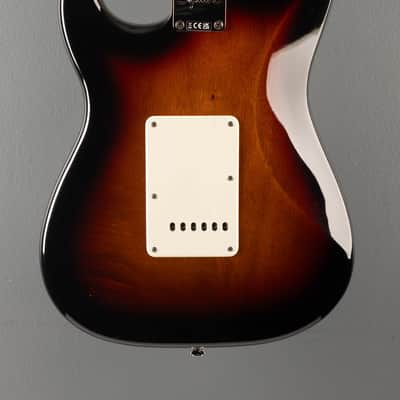 Squier Classic Vibe 60’s Stratocaster - 3 Color Sunburst image 5