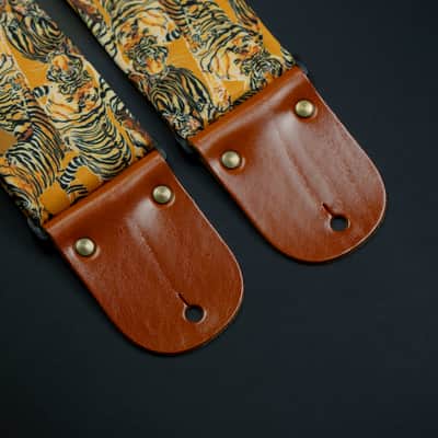 Mr.Strapsky Eye Of The Tiger Wide Guitar Strap with Italian Satin image 4