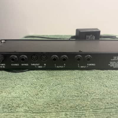 Alesis QuadraVerb 20k Bandwidth Simultaneous Digital Effects Processor 1990s - Black image 7