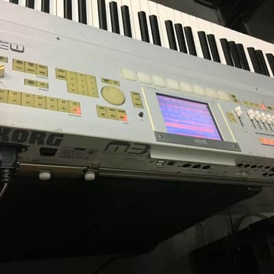 Korg M3 88 Weighted keys keyboard , Touch Screen LCD ,Clean //ARMENS// image 6