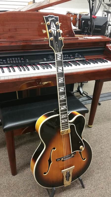 Vintage 1973 Gibson Johnny Smith Archtop image 1