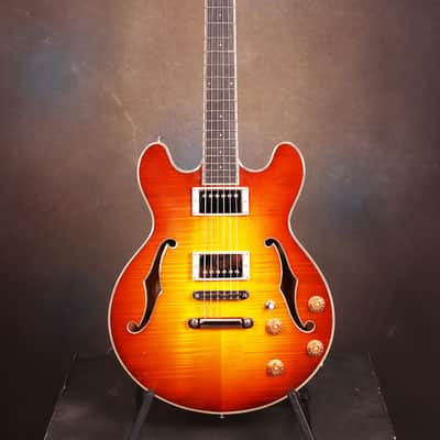 Eastman T184MX Goldburst Semi-hollow guitar Brand New image 1