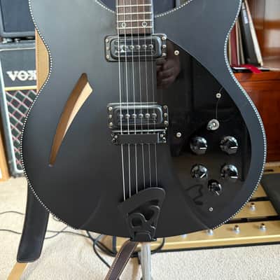 Rickenbacker 360 Noir Limited Edition – Matt Black, Ebony Board | Ultra-Rare (UK/EU) 2016 - Matt Noir / Black image 2