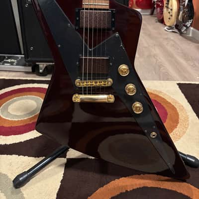 Gibson 2008 GOTM Reverse Explorer 2008 - Antique Walnut - REDUCED image 2
