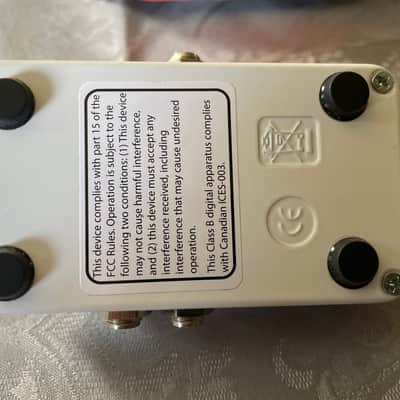 Electro-Harmonix Pitch Fork Polyphonic Pitch Shifter / Harmony Pedal 2014 - Present - Black / White / Red image 7