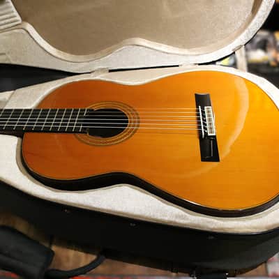 Yamaha GC32C Acoustic Guitar 2010s - Natural image 4