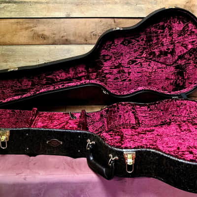Taylor Grand Pacific Premium Hardshell Case (Pre-Owned) - Western Floral image 3