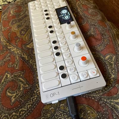 Teenage Engineering OP-1 Field Portable Synthesizer Workstation 2022 - Present - White image 4